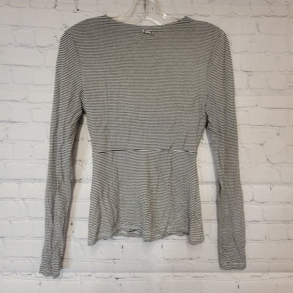 Guess Women's Long Sleeve Top Striped White/Black - Small - Picture 2 of 4